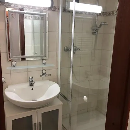 Vier Jahreszeiten 3-6 Apartment